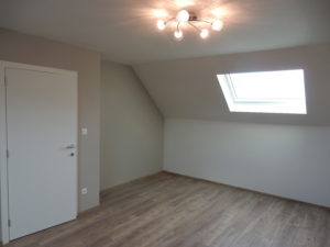 janmeijs-zolderrenovatie-zolder-renovatie-totaalprojecten-velux-gyproc-stekene