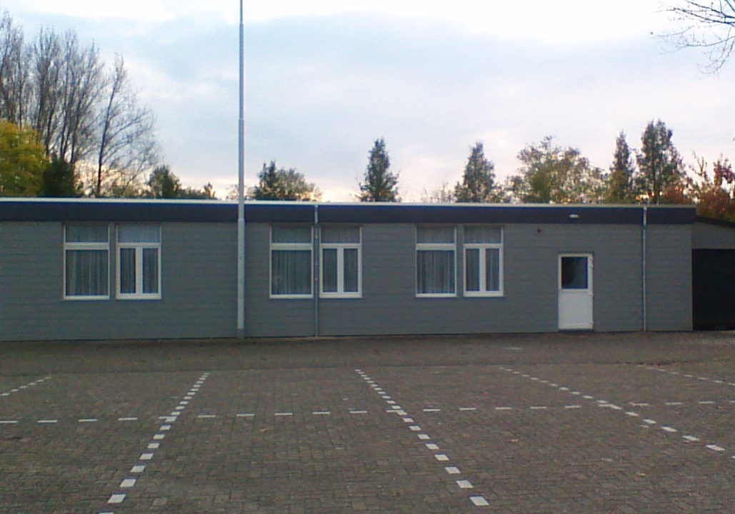 janmeijs-renovatie-totaalprojecten-eternite-gevel-gevelbekleding-projecten-kunstof kozijnen (2)